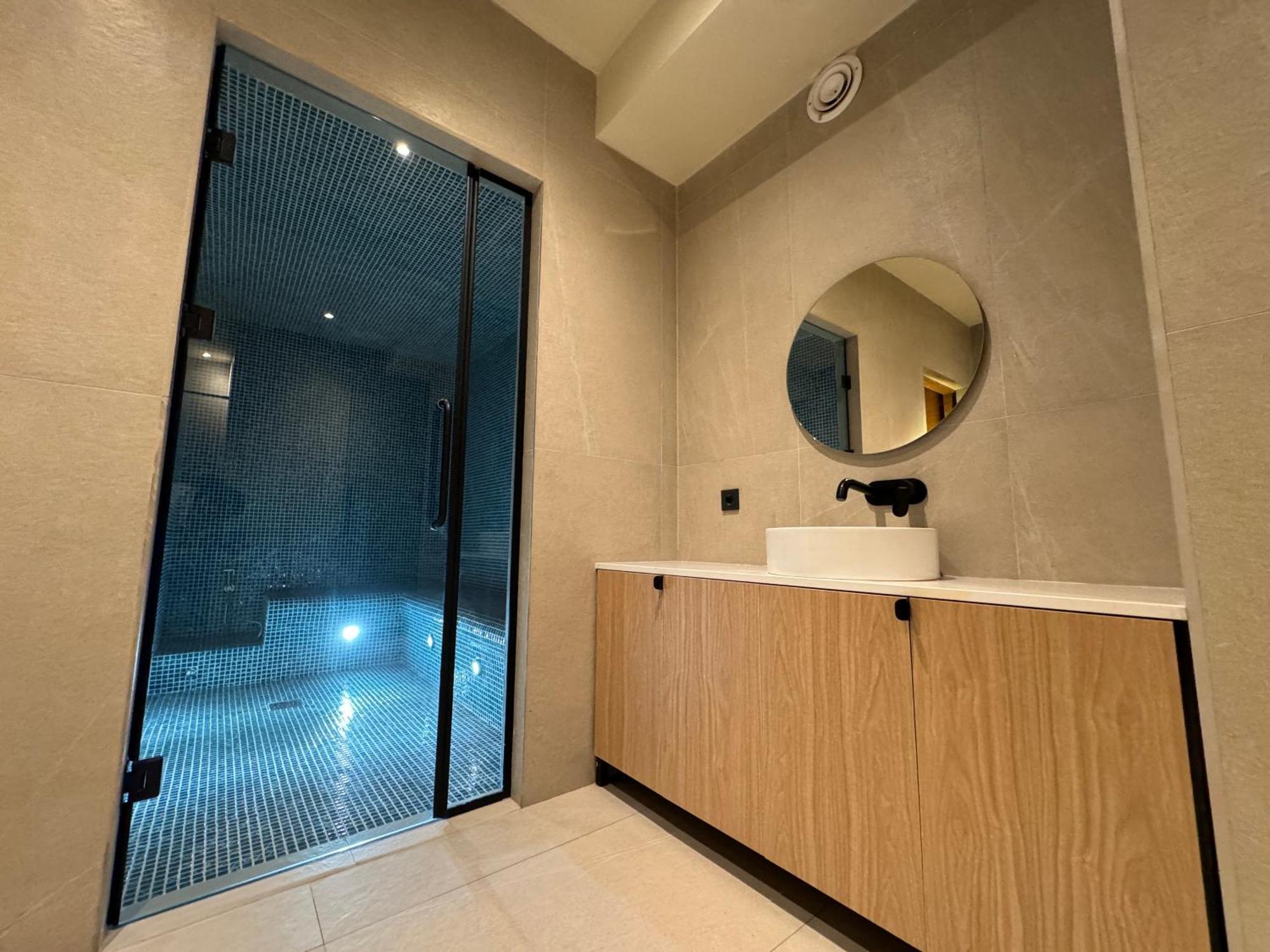 Tbilisi Edition - Design Hotel & Private Spa Экстерьер фото