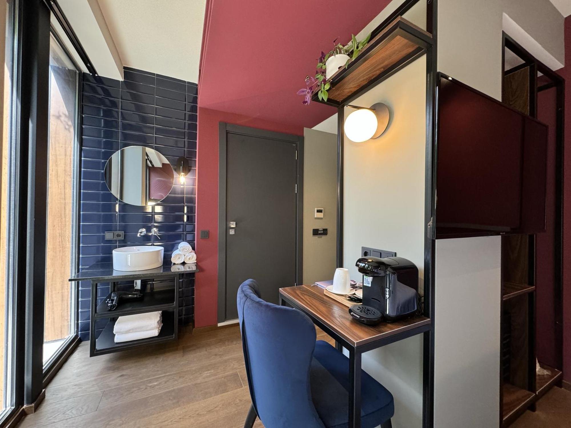 Tbilisi Edition - Design Hotel & Private Spa Экстерьер фото