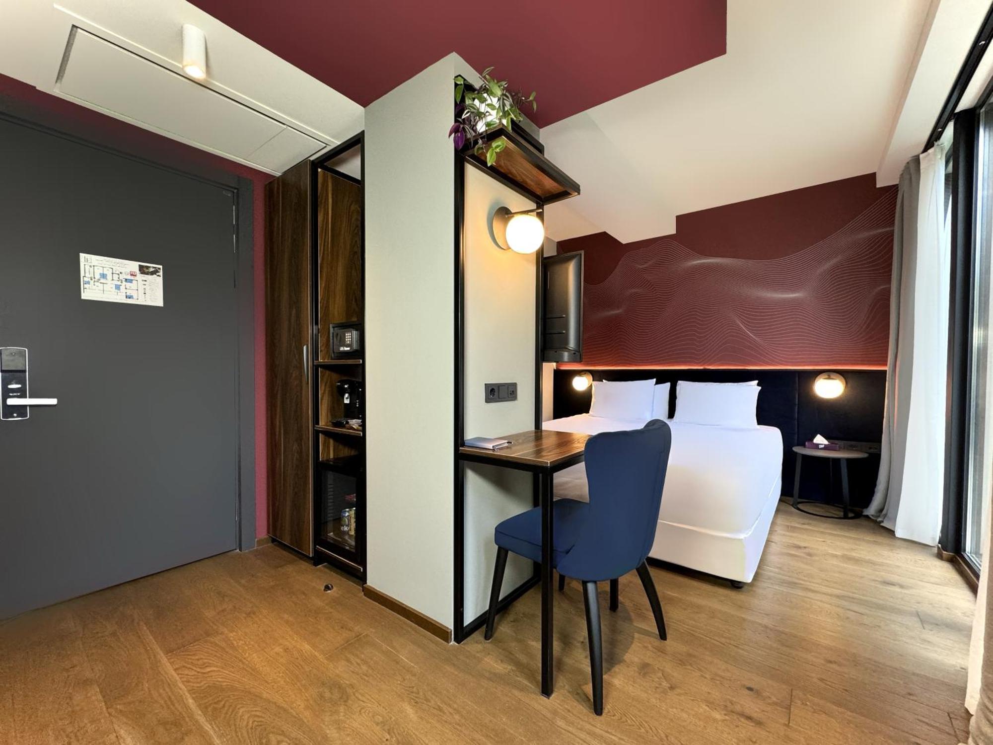 Tbilisi Edition - Design Hotel & Private Spa Экстерьер фото