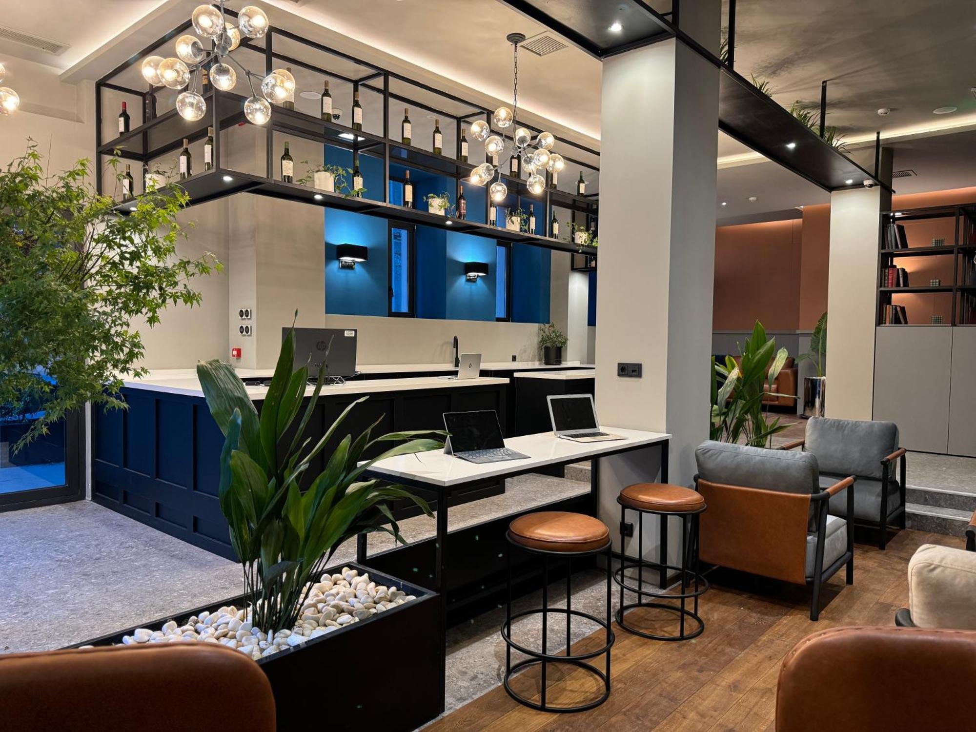 Tbilisi Edition - Design Hotel & Private Spa Экстерьер фото