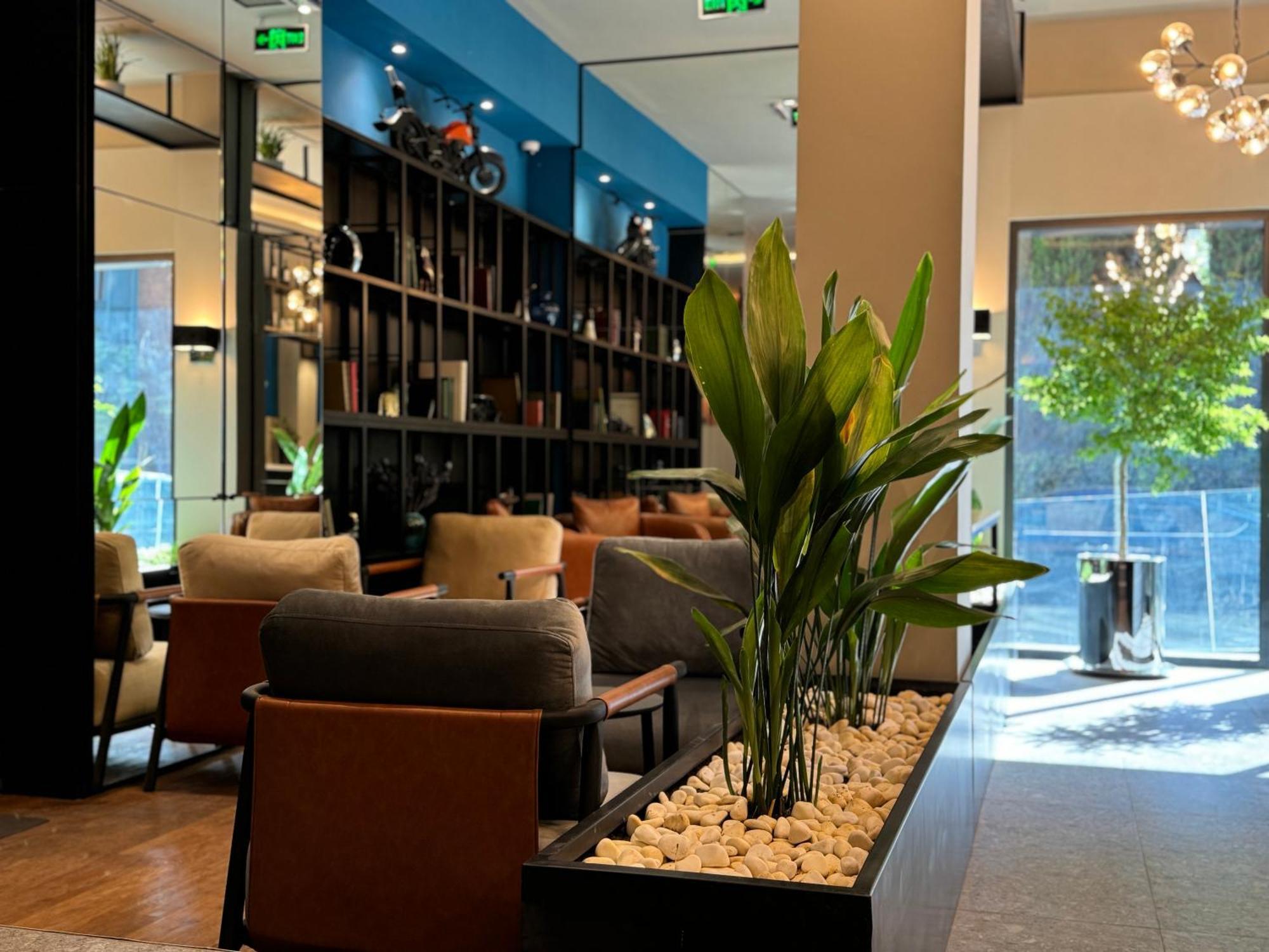 Tbilisi Edition - Design Hotel & Private Spa Экстерьер фото