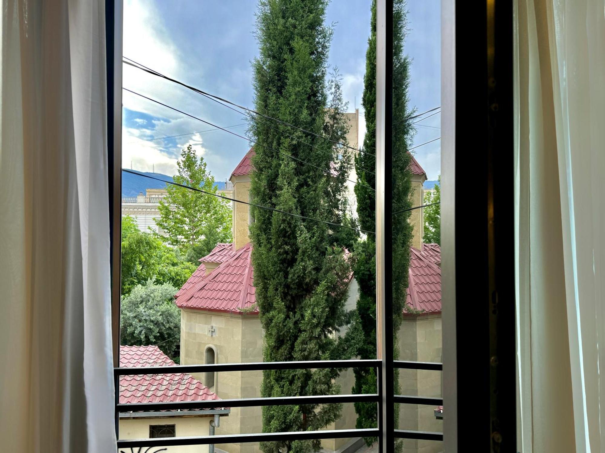 Tbilisi Edition - Design Hotel & Private Spa Экстерьер фото