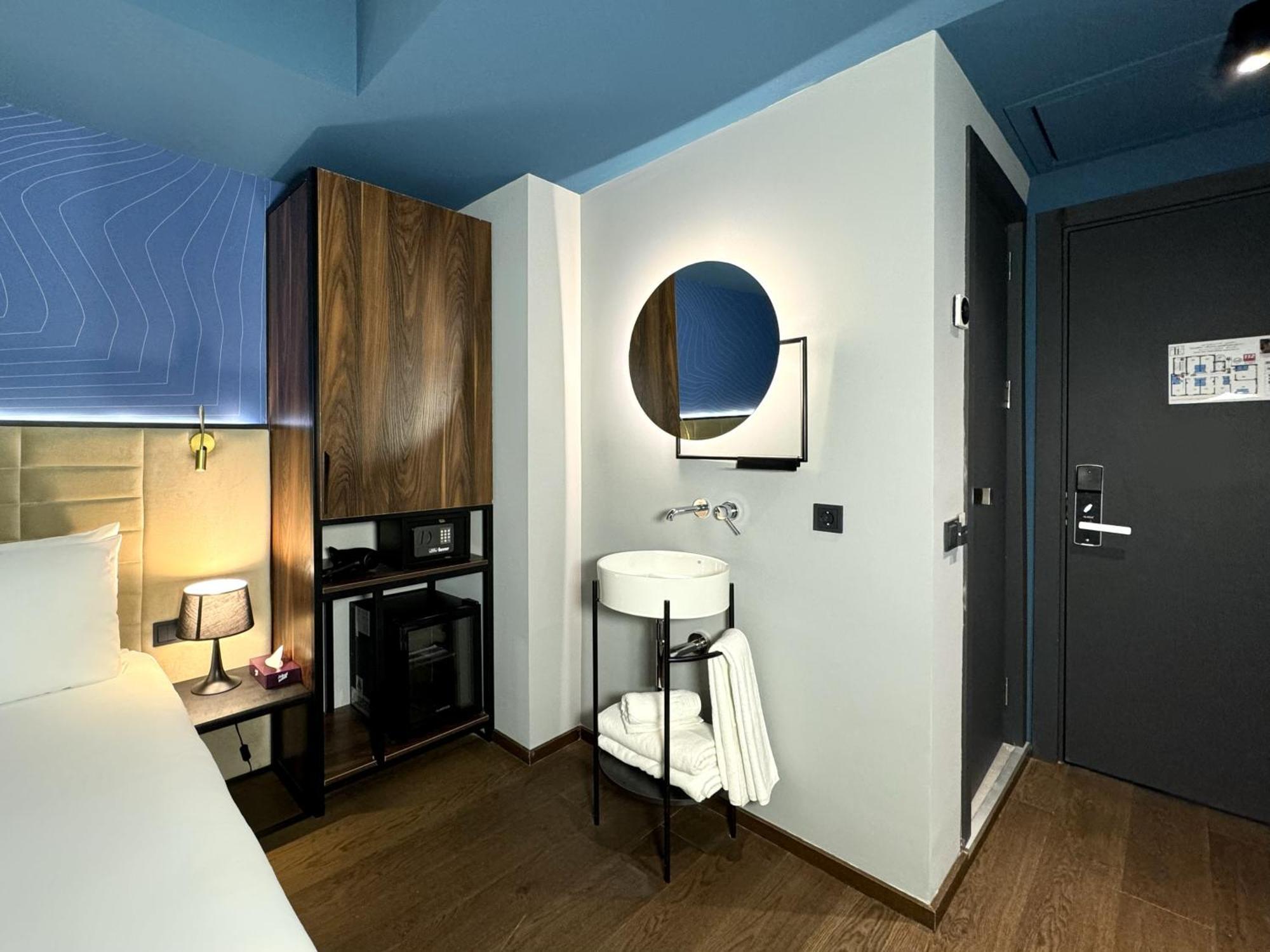 Tbilisi Edition - Design Hotel & Private Spa Экстерьер фото